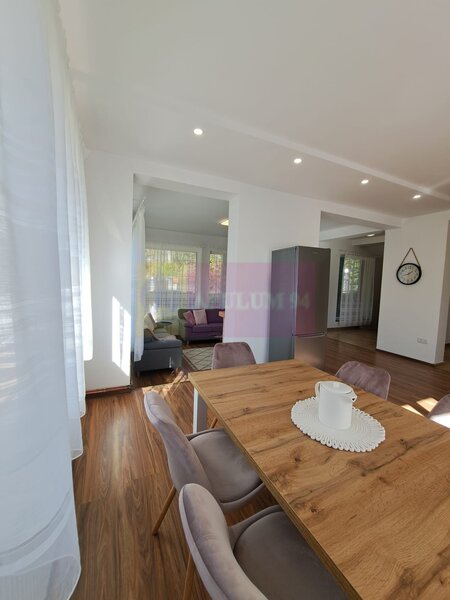 Vila de vanzare in Busteni - Zona Piatra Arsa