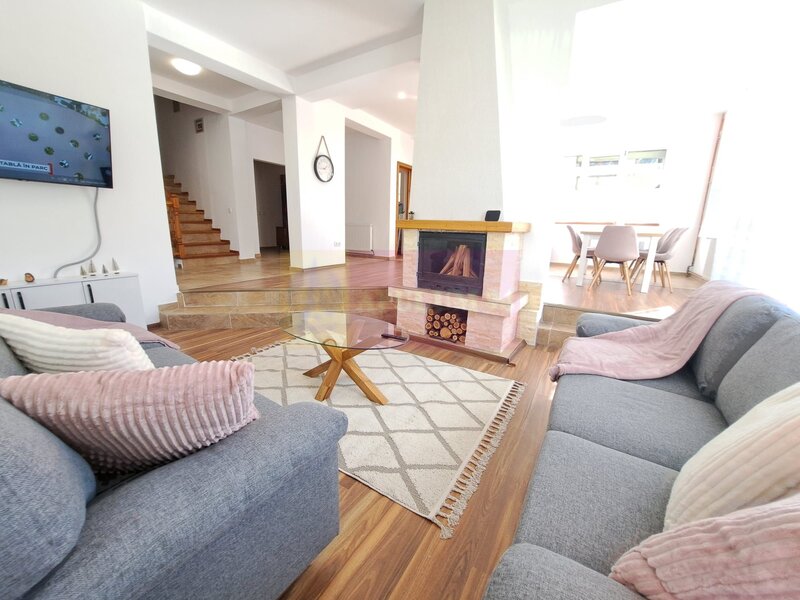 Vila de vanzare in Busteni - Zona Piatra Arsa